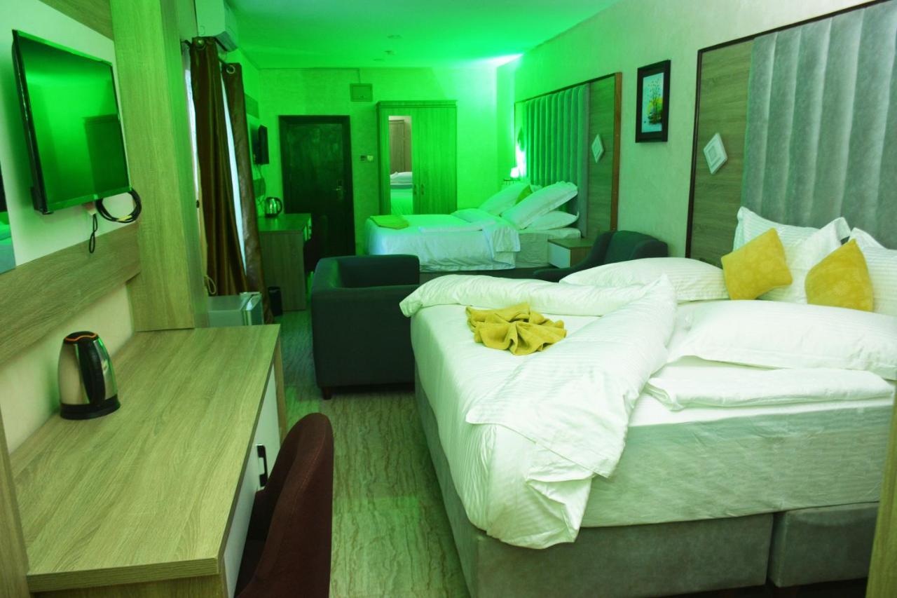 Vacation Villa Hotels And Suites アサバ エクステリア 写真