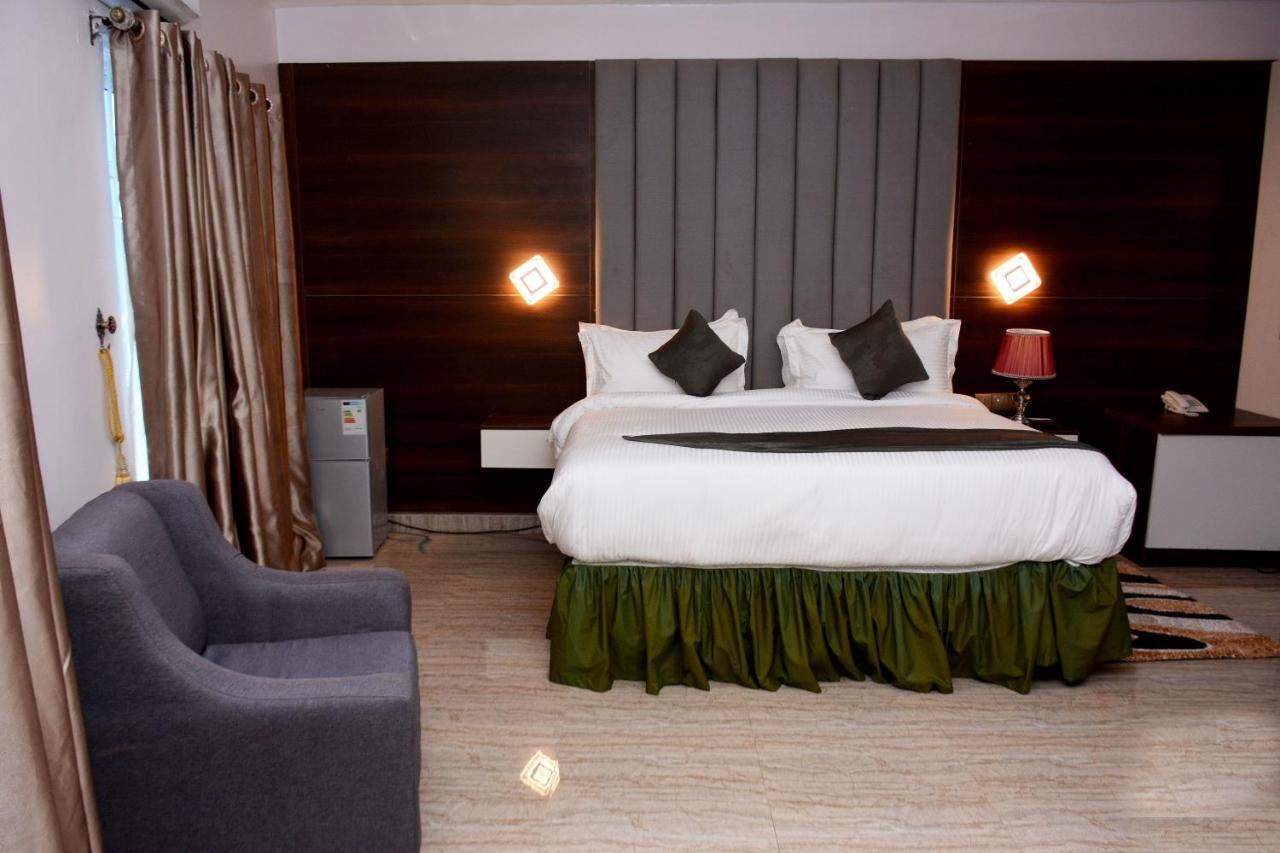Vacation Villa Hotels And Suites アサバ エクステリア 写真